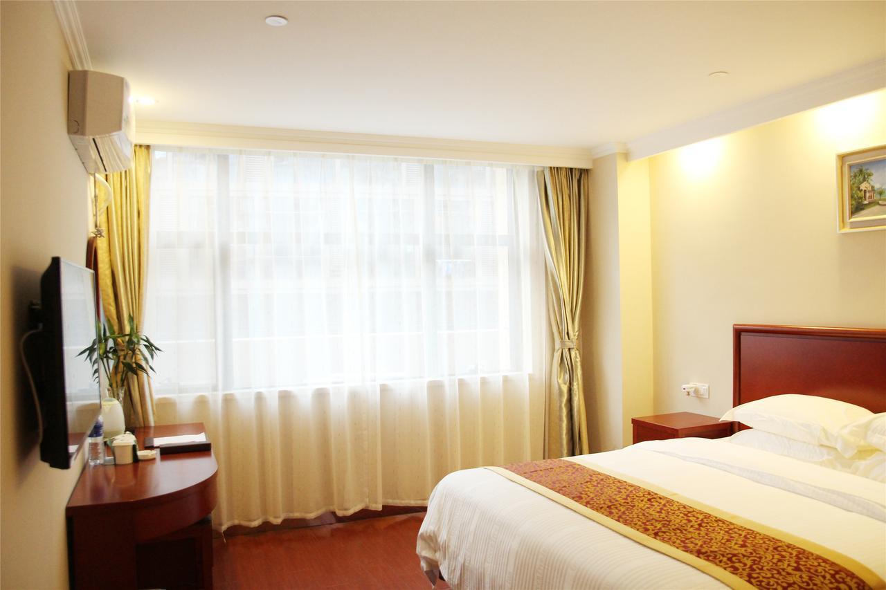 Greentree Inn Zhuhai Mingzhu Station Express Hotel エクステリア 写真